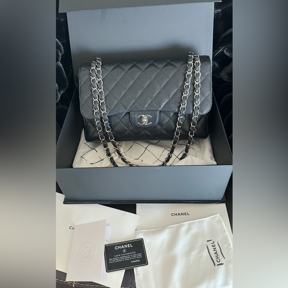 Chanel Jumbo Classic Flap